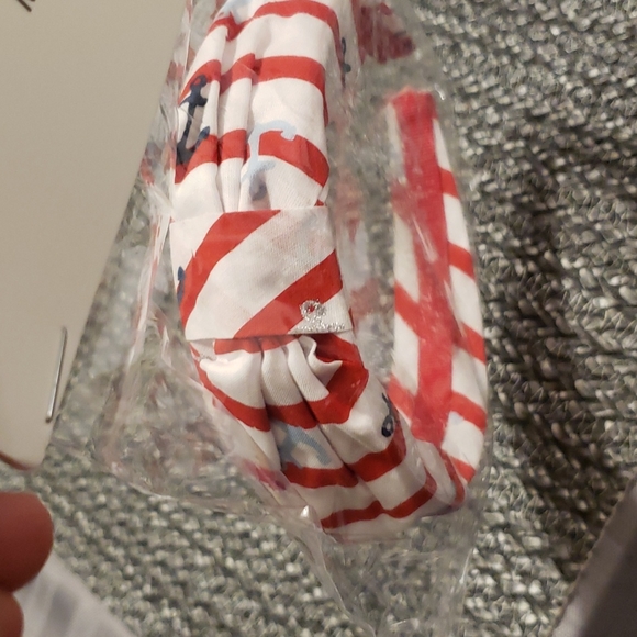 MaxStudio Kids Head Band (Red, White & Blue Hair) - Picture 8 of 11